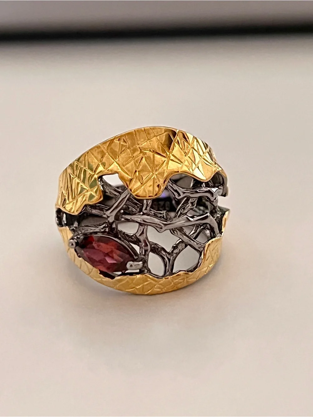 Rhodium Plated 925 Sterling Silver Statement Ring Approx Sz 6.5